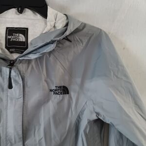 THE NORTH FACE Women's Venture 2 Jacket Gray Lightweight XS Waterproof Vented